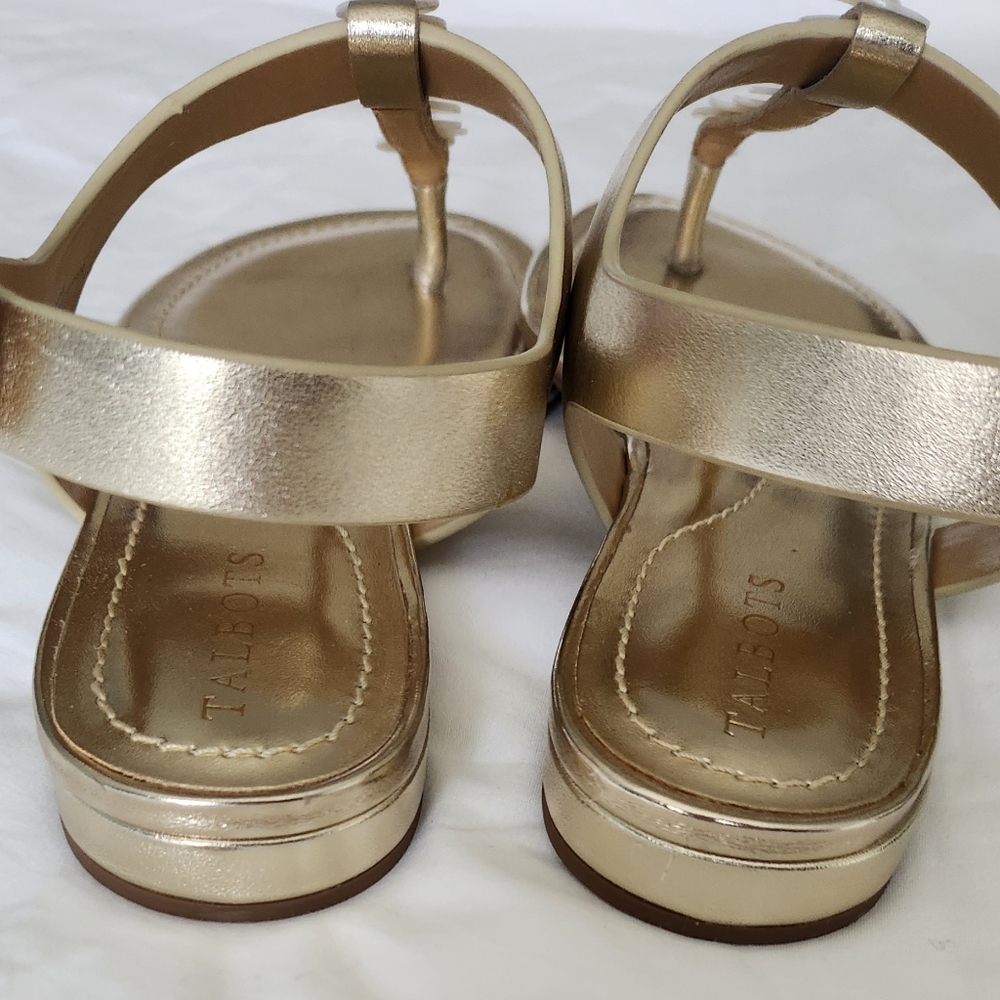 Talbots Gold Leather Sandals With Shell Accents - Like New - Picture 5 of 9